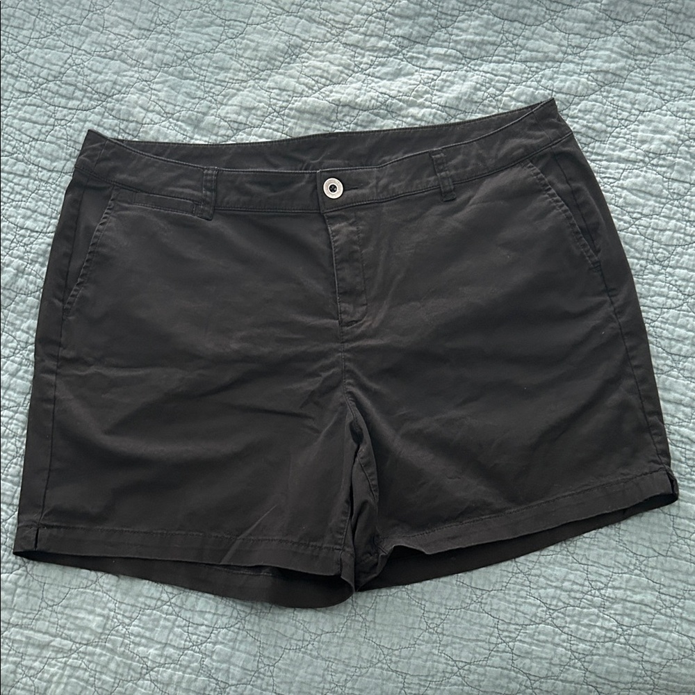 Lane Bryant Black Women's Shorts Size 18